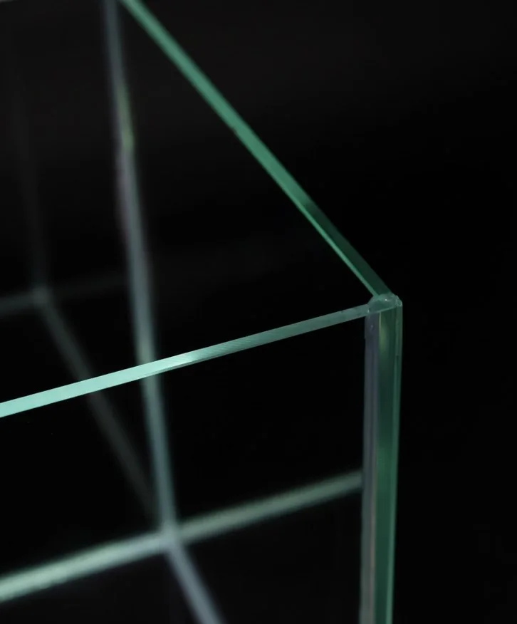 Detal szlifu i poleru szkła